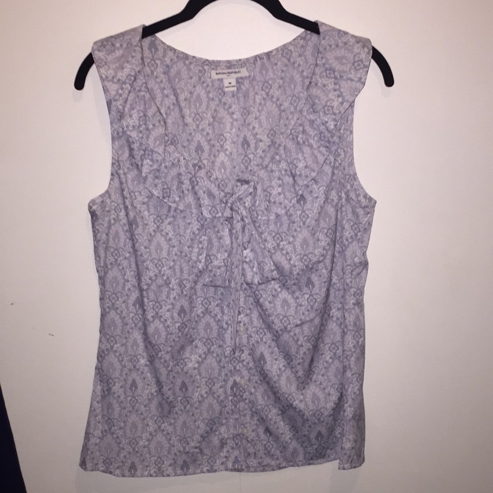 Banana Republic Ruffle Neck Sleeveless Blouse